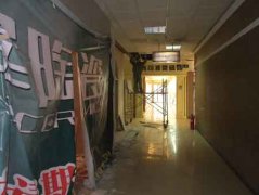 撤掉部门旧品扩大门面为年后新品上市做预备