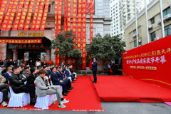 沪佳粉饰董事长李刚致辞称谢老客户取业界嘉